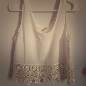 Crochet trim tank